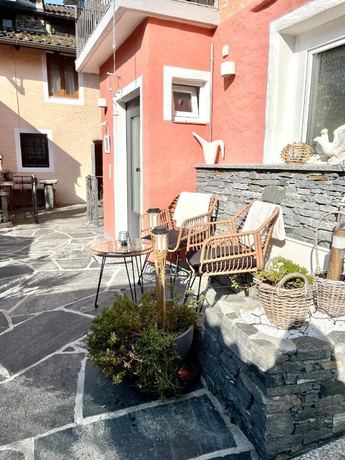 Residenza Tulipani Apartment Losone ภายนอก รูปภาพ